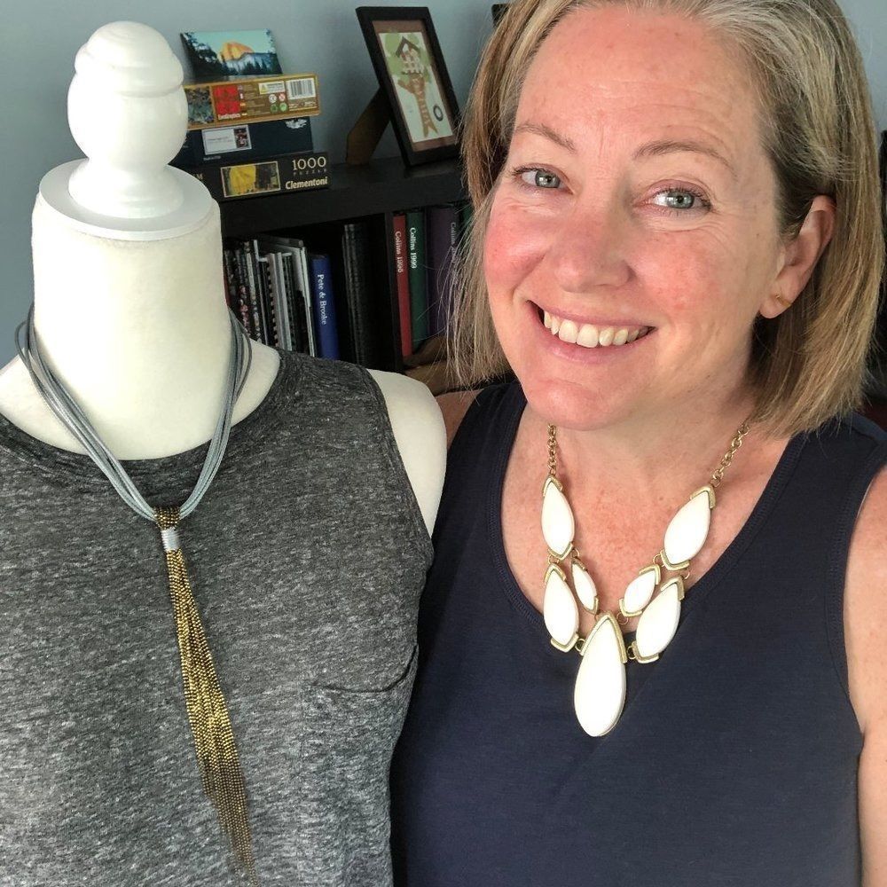 Premier Designs Necklace Blanca White and Brass Gold Statement